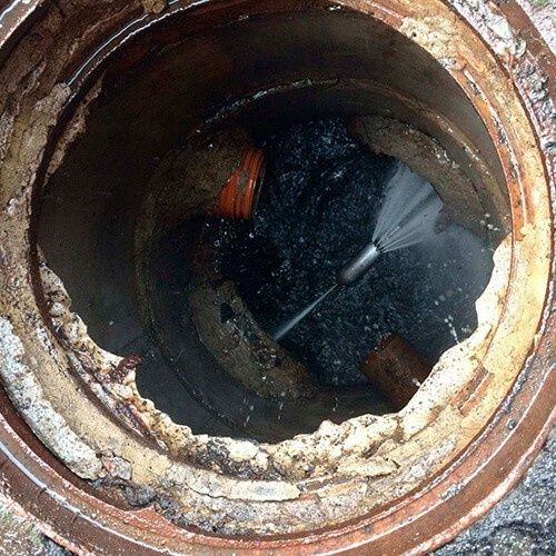 Гидродинамическая прочистка и промывка канализации