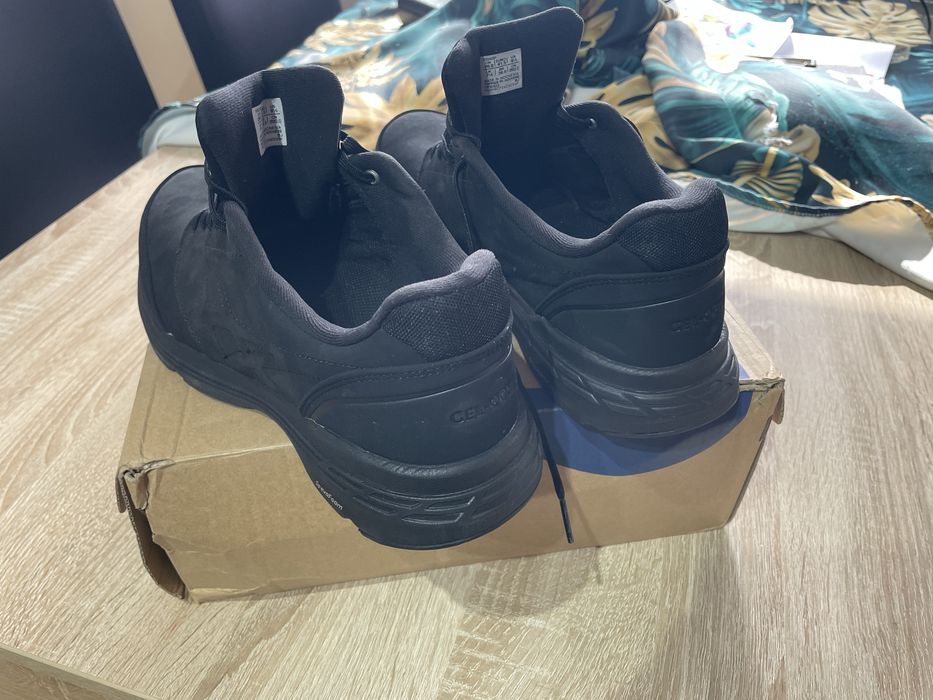Buty Asics 41.5 jak nowe