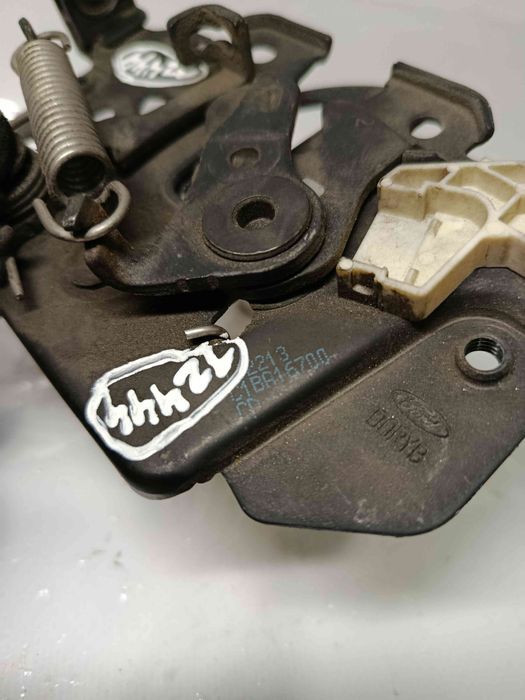Fechadura / fecho capot FORD Fiesta VI (CB1, CCN)