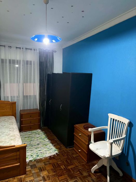 Arrenda-se Quarto numa casa partilhada