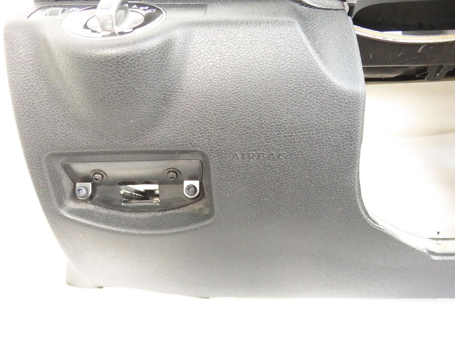 Deska Mercedes W204 Oryginał Demontaz Pasy Poduszki