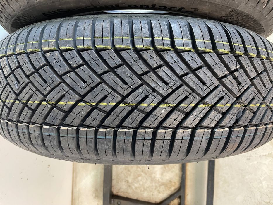 195/65R15 91H Continental AllSeasonContact2