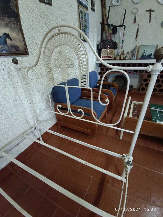 Cama ferro antiga