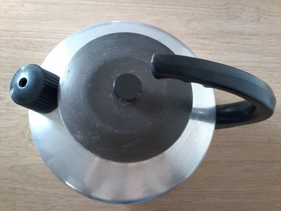 Large Kettle438837629179013120