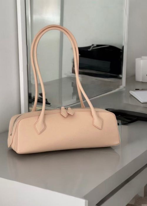 Шкіряна сумка Alaïa