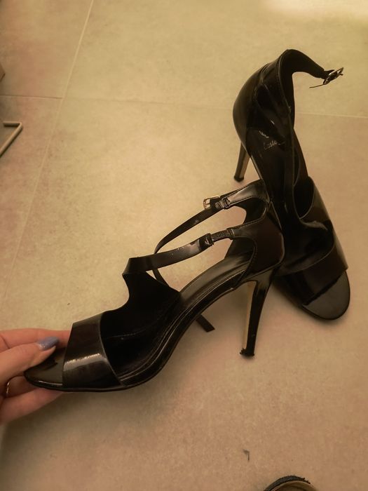 Damskie sandałki na szpilce 10 cm, kolor czarny,rozmiar 40