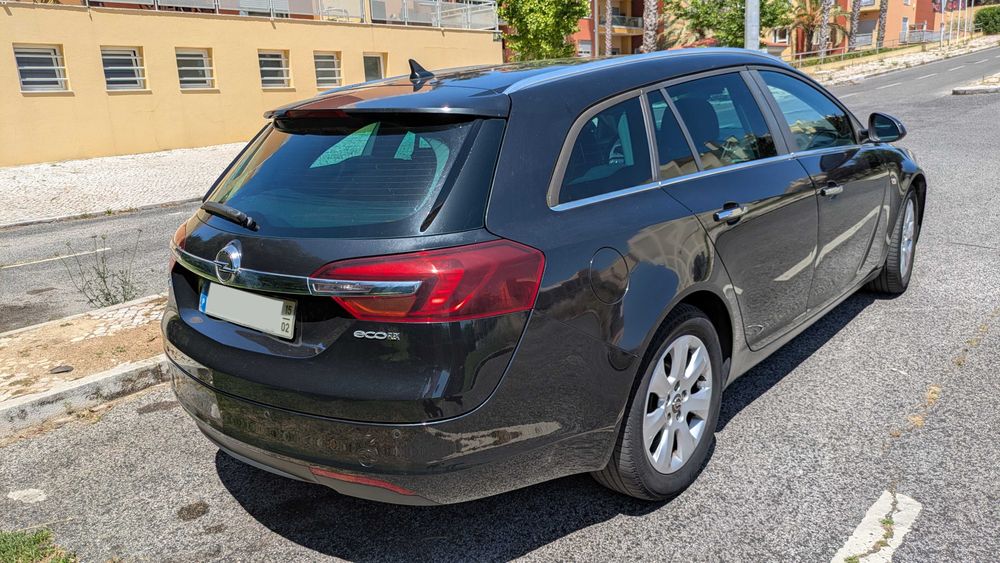 Opel Insignia Sports Tourer — fotografia 3