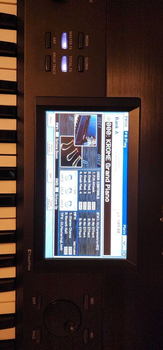 Korg Krome + Monitor Audio BX8 rigorosamente como novo