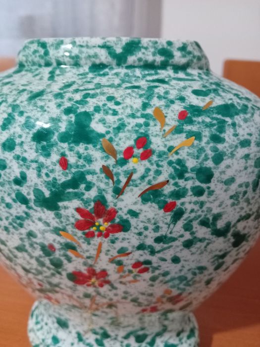 Pote cerâmica pintado à mão