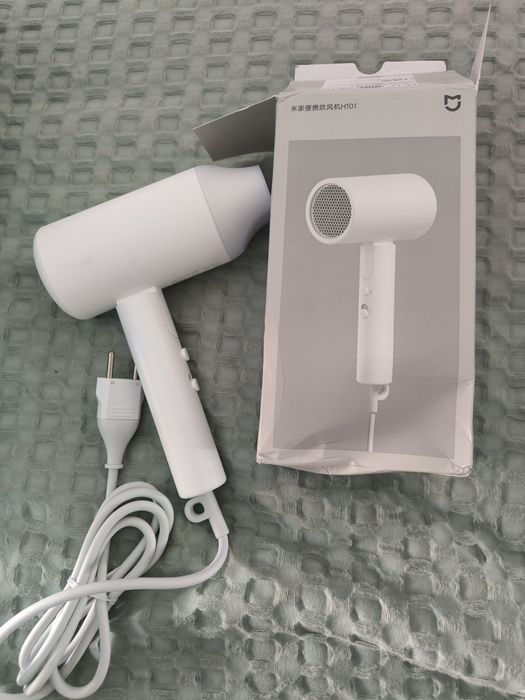 Secador de cabelo dobrável da Xiaomi novo por usar
