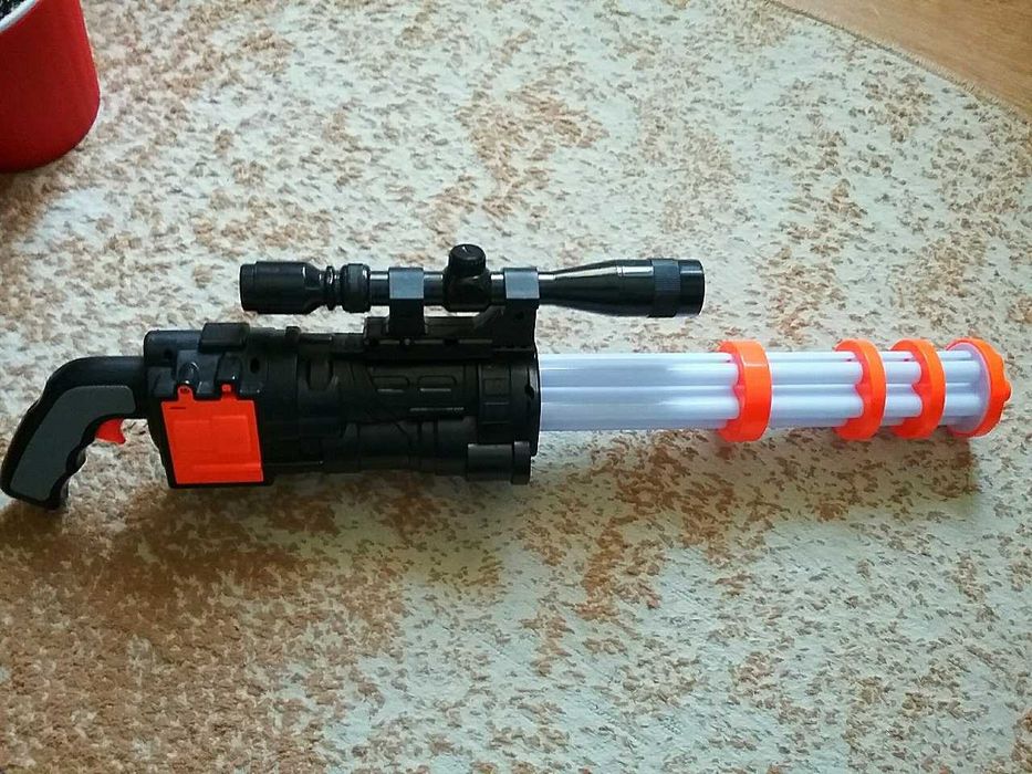 Снайперская  винтовка - пулемёт НА БАТАРЕЙКАХ С ПУШКОЙ  без треноги