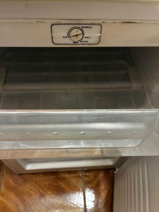 Arca Vertical Candy 85L / 4 Gavetas