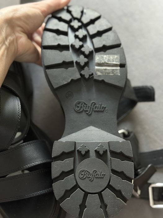 Босоніжки Buffallo  черные