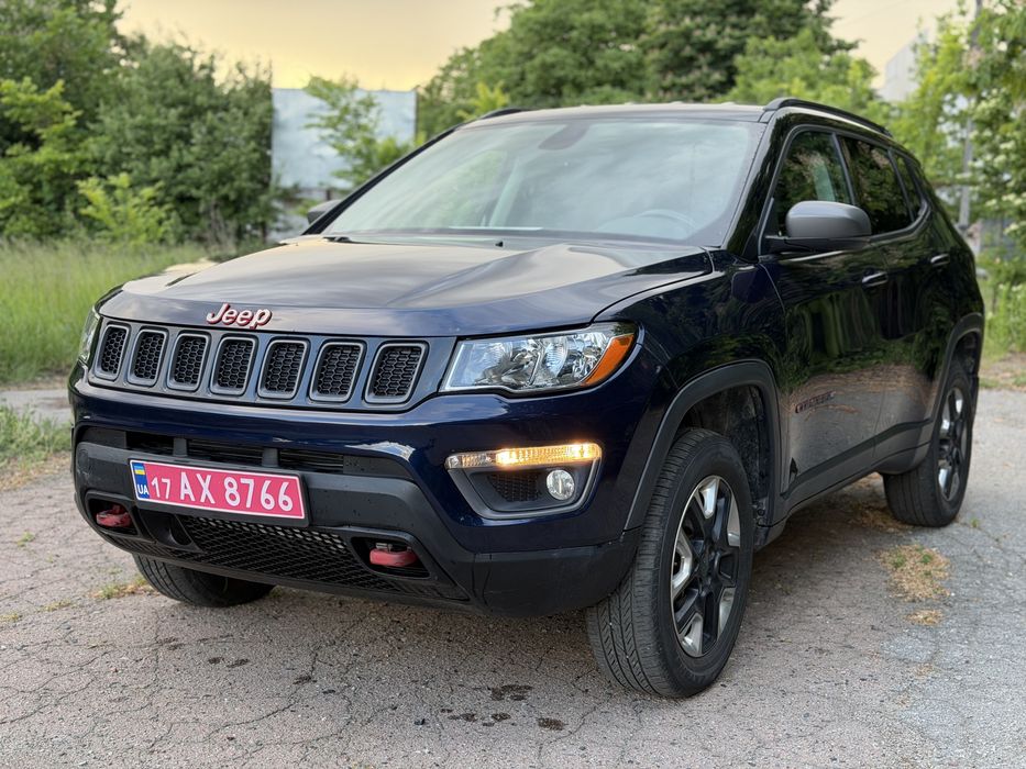 Продам Jeep Compass Trailhawk