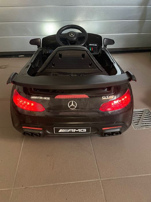 Samochód na akumulator.