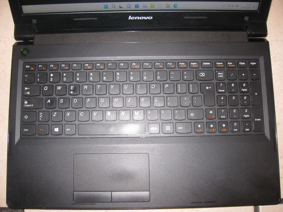 Sprawny Lenovo Win11, i3, 240gb-ssd, 8gb-ram, bateria do 2h, torba