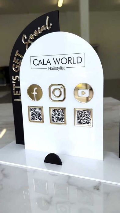 Placa QR Code em Acrílico
