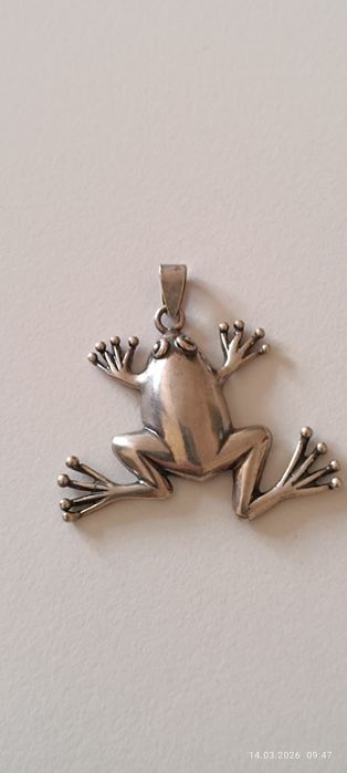 Srebrna zawieszka żabka duża 925