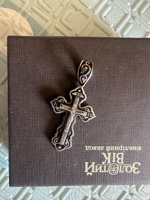 Серебряный крестик, новый