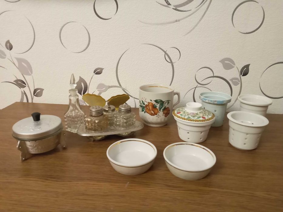 Сервиз Блюдца Чашки Кофейник Соусник крышечки СССР разное