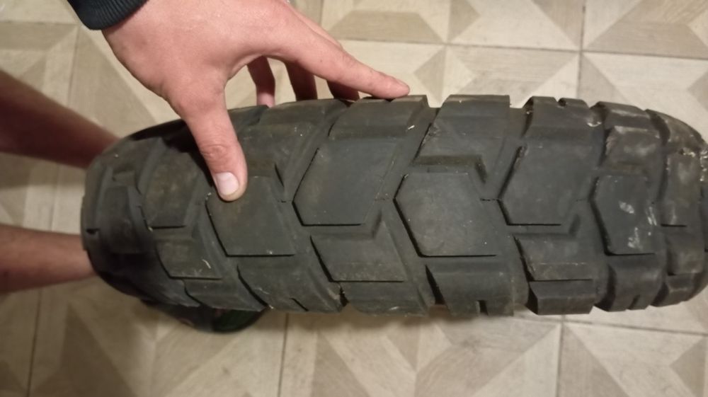 Продам запчастини текен