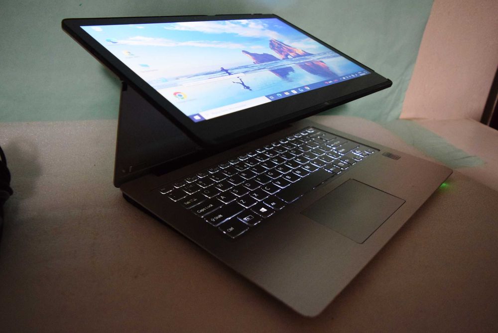 Laptop Sony Vaio Multi-Flip 2w1 SVF14N2J2ES 14" i3/8GB/256 SSD MŁAWA