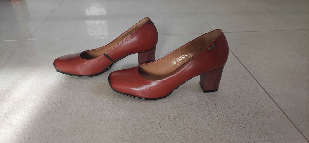 Buty damskie czółenka rude