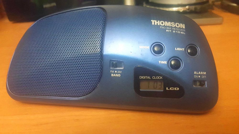Thomson RT 210 BL FM / AM приймач, радіо, радіоприймач (Троєщина)
