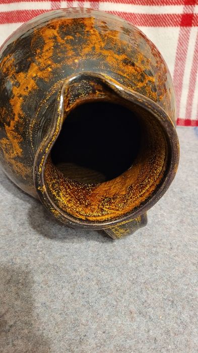 Stary ceramiczny dzban wys. 30 cm.