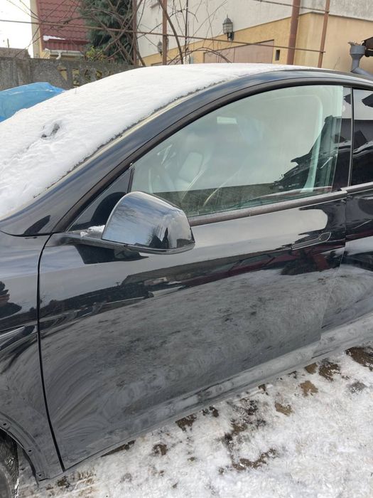 Tesla Model Y MY Двери Двері в Зборі / АВТОРОЗБОРКА