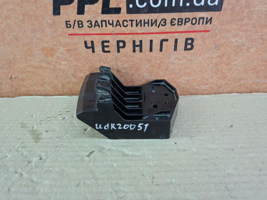 Nissan X-Trail T31 07-14 кронштейн бампера фары левый 62229-3UB0A