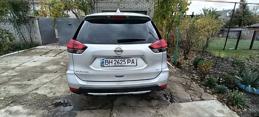 Продам Nissan Rogue 2016