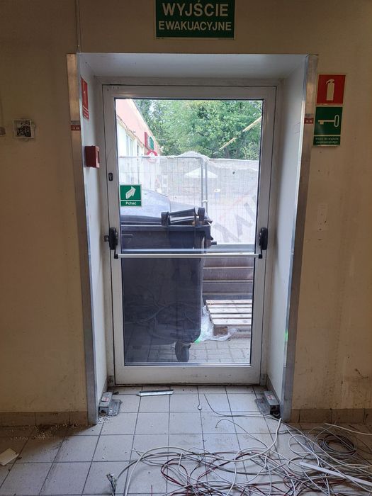 Drzwi aluminiowe 120cm