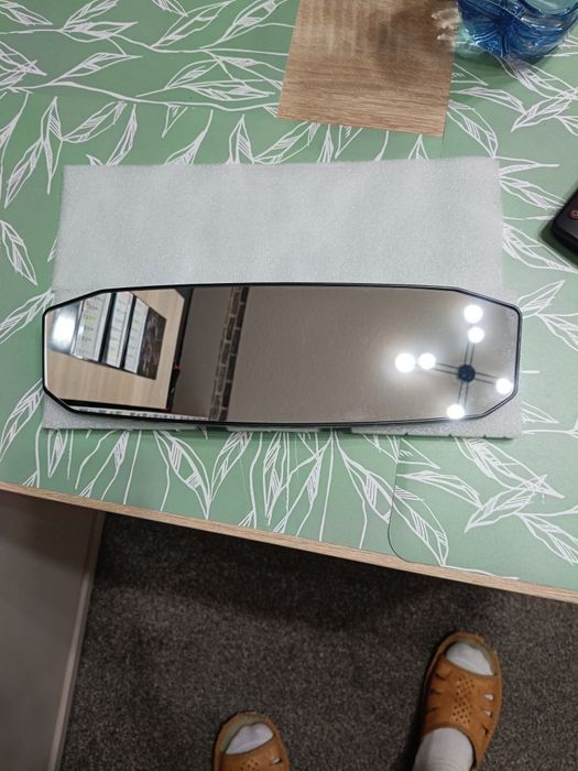 Sprzedam lub zamienię na mniejsze lusterko