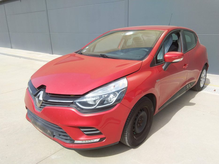 RENAULT CLIO IV - 2018 - Para Peças