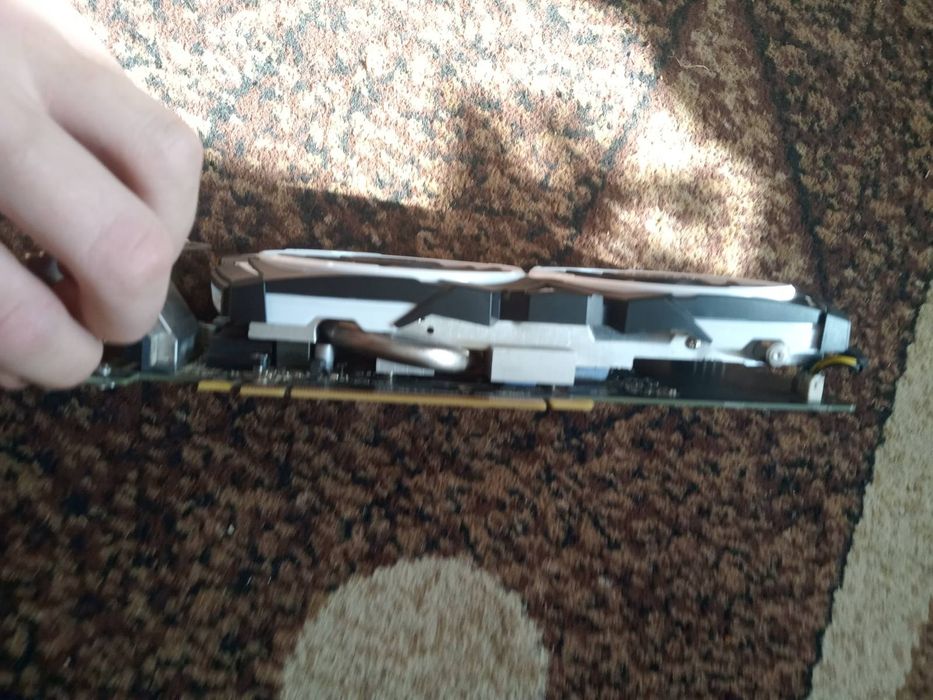 Відеокарта Rx 470 msi armor