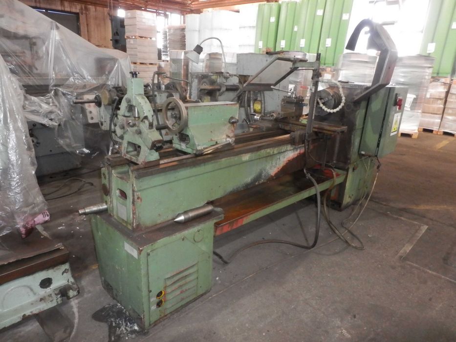 Tokarka uniwersalna TUG-40x1500/Polska
