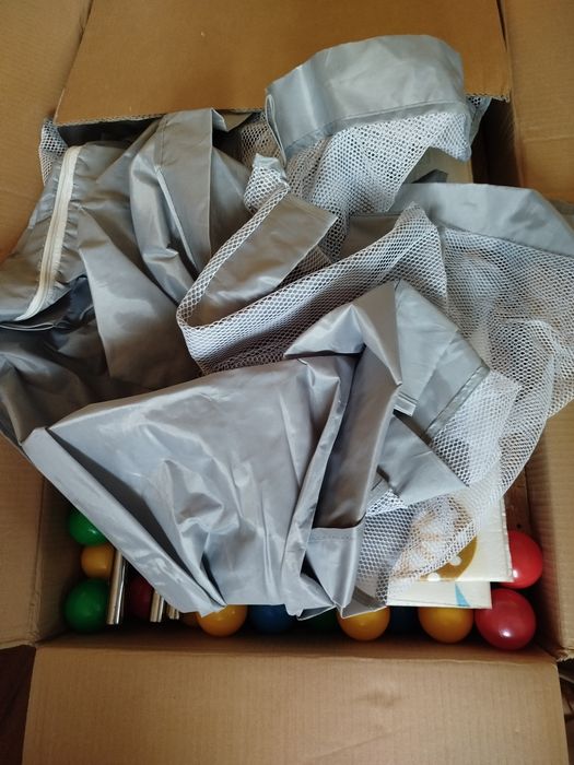 Basen z kulkami plus 3worki kulek