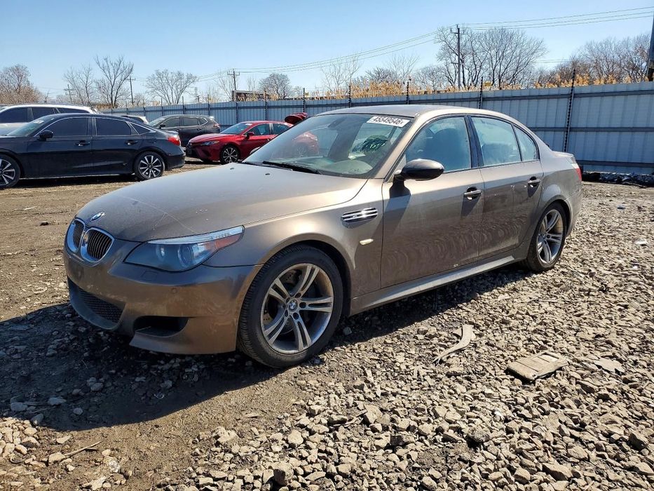 BMW M5 5.0 V10 / Individual Sepang Bronze / niski przebieg