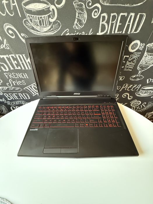 Laptop MSI GL63 8RC