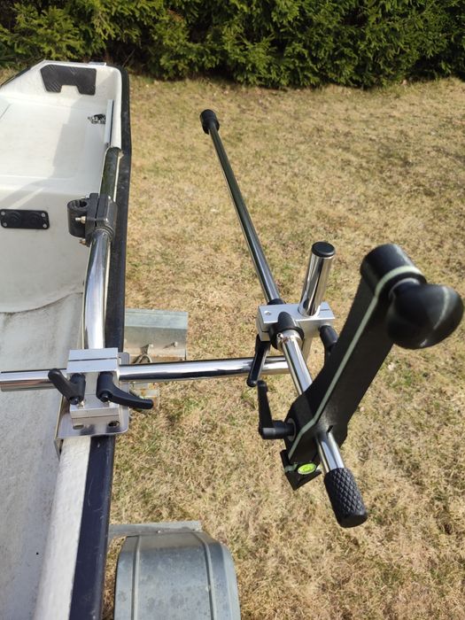 Sztyca uchwyt pod LIVE na reling/burtę LVS ActiveTarget MegaLive Eagle
