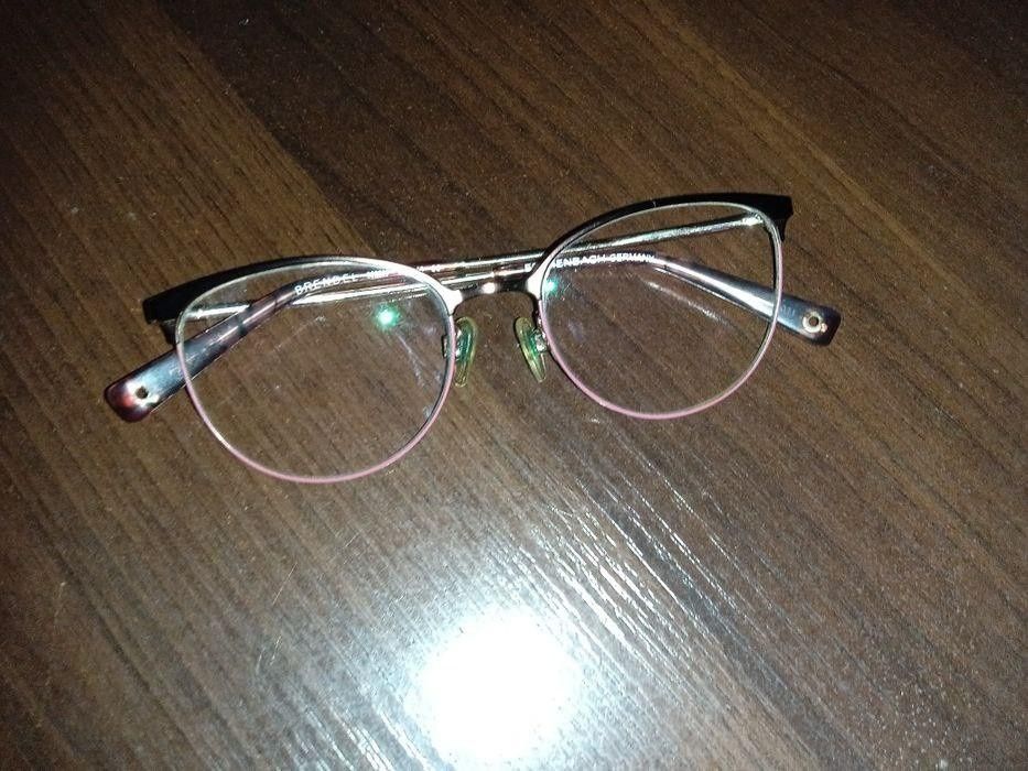 Продам окуляри для зору