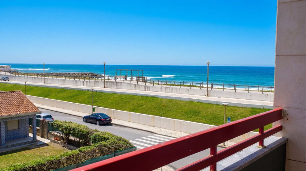 ARRENDA-SE Apartamento T2 Praia da Vagueira com vista para o mar
