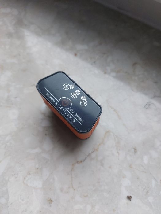 Interfejs diagnostyczny OBD2 ELM327 KONWEI