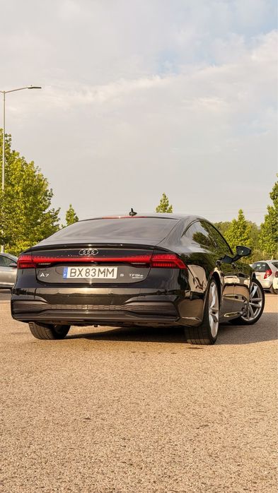 Audi A7 55tfsie quattro — photo 2
