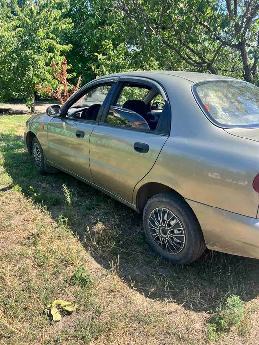 Автомобіль Ланос сенс