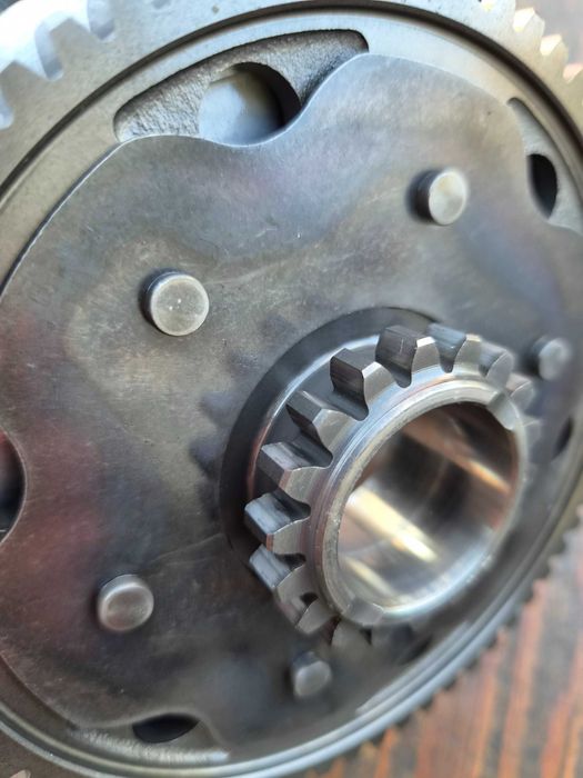 Yamaha YZ 125 Kosz zewnetrzny sprzegla OEM 1994-2004