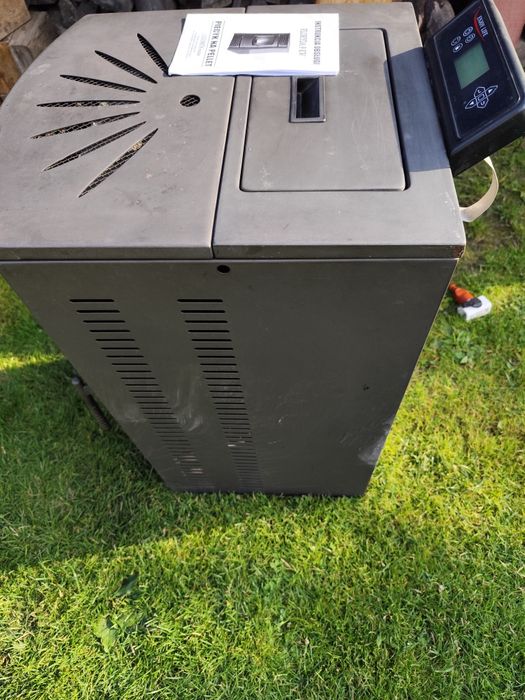 Transport porządny piec koza na pellet z termostatem 3-9kw