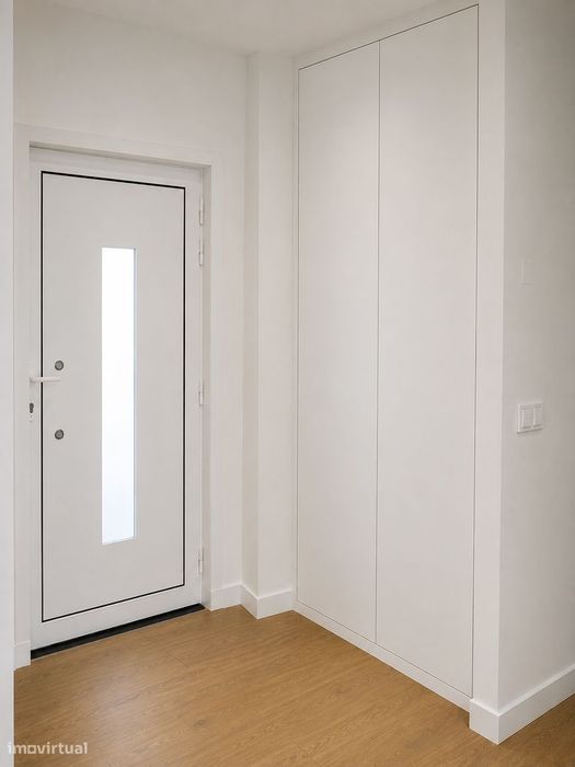 Moradia T2+1 - Reconstrução integral fase de acabamentos - Ervedeira