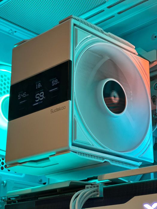Cooler sk700 com ecrã